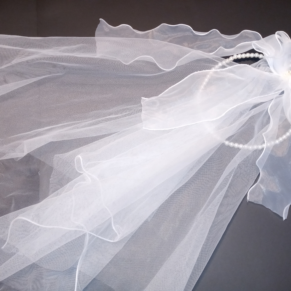 Edgehill Collection Pearl Veil - Picture 4 of 11
